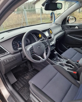 Hyundai Tucson cena 66420 przebieg: 150000, rok produkcji 2016 z Wolsztyn małe 106